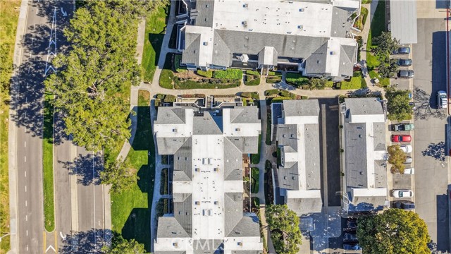 Detail Gallery Image 38 of 42 For 30 Remington, Irvine,  CA 92620 - 2 Beds | 2 Baths