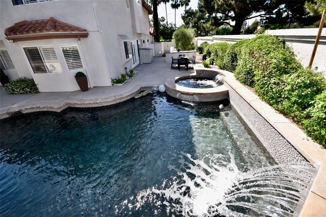 Detail Gallery Image 24 of 40 For 20 Salerno, Irvine,  CA 92614 - 4 Beds | 3 Baths