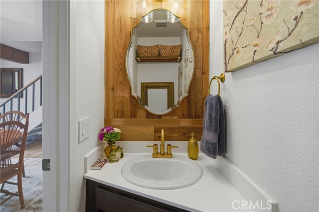 Detail Gallery Image 18 of 34 For 2123 Village Ln, Solvang,  CA 93463 - 3 Beds | 2/1 Baths