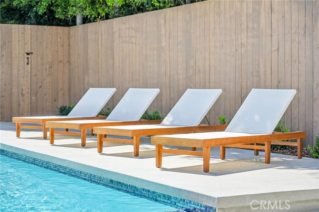 22930 Dolorosa Street, Woodland Hills CA: https://media.crmls.org/medias/6af04912-1fef-472e-9f68-dd5b844113ff.jpg