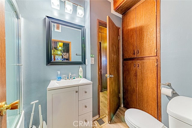 Detail Gallery Image 28 of 51 For 5522 Acorn, Wrightwood,  CA 92397 - 1 Beds | 1/1 Baths