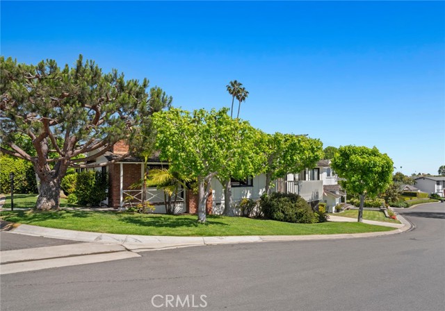544 De Anza Drive, Corona del Mar CA: https://media.crmls.org/medias/6af09c00-d2ba-4ef0-8173-9a84ce8d1b9b.jpg
