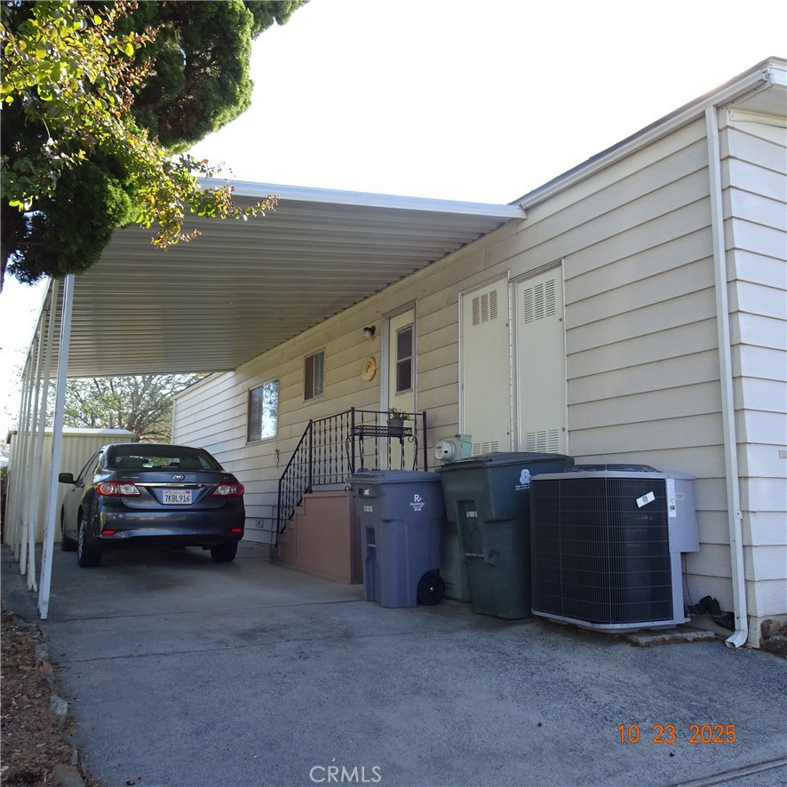8 Rosebud Court