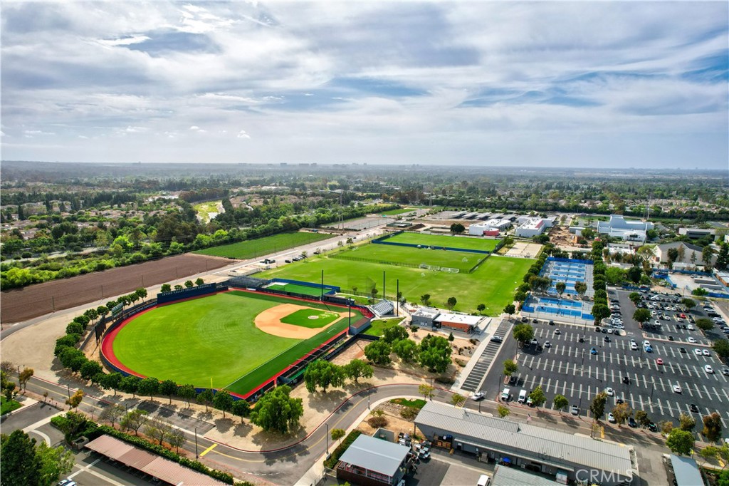 MLS #OC25258602 image #27