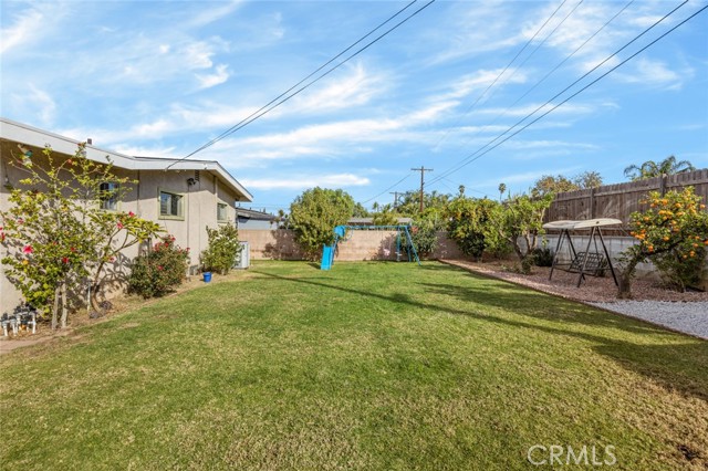 Detail Gallery Image 22 of 28 For 1138 Acacia St, Corona,  CA 92879 - 3 Beds | 2 Baths