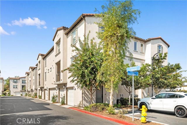 Front Image Thumbnail for CRWS25237028