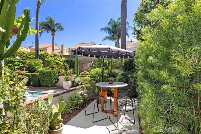 Detail Gallery Image 6 of 55 For 25962 Ernestine Ct, Laguna Hills,  CA 92653 - 3 Beds | 2/1 Baths