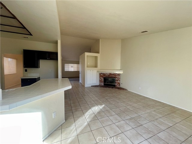 Detail Gallery Image 11 of 22 For 44135 17th St, Lancaster,  CA 93535 - 3 Beds | 2 Baths