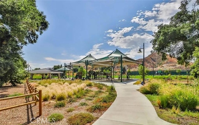 17025 Zion Drive, Canyon Country CA: https://media.crmls.org/medias/6af699c0-fb5e-480e-a876-d8c3d89bb0cf.jpg