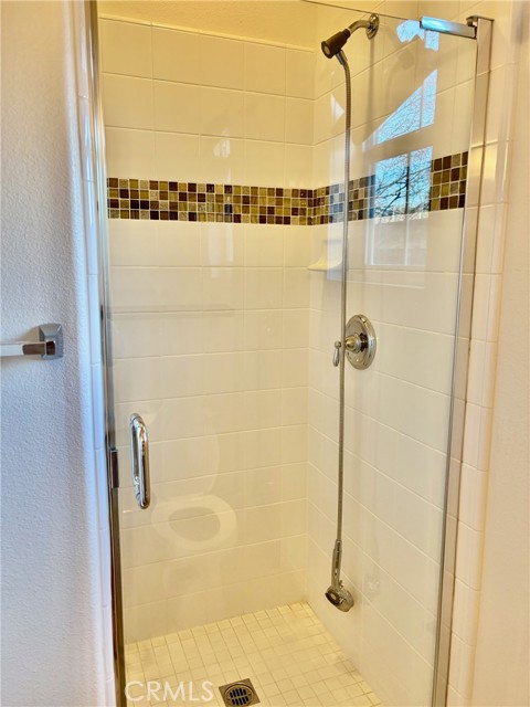 Detail Gallery Image 17 of 33 For 435 Golden Bear Ln, Upland,  CA 91786 - 4 Beds | 2/1 Baths