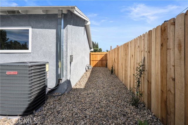 Detail Gallery Image 11 of 44 For 1791 Sitka, Simi Valley,  CA 93063 - 3 Beds | 2 Baths