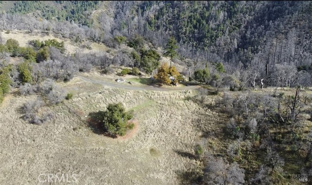6040 Big John Road, Willits CA: https://media.crmls.org/medias/6af8729f-416c-464c-aaa1-4a809b211b40.jpg