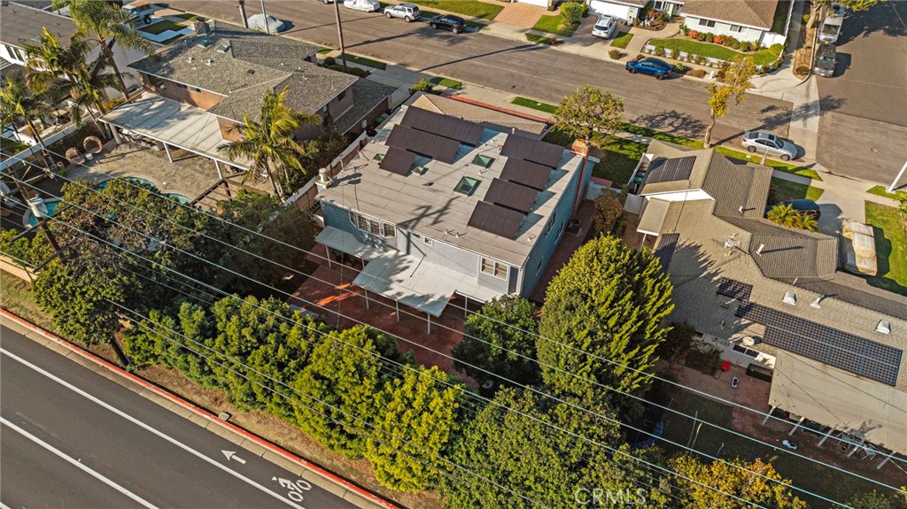 MLS #OC25258635 image #48