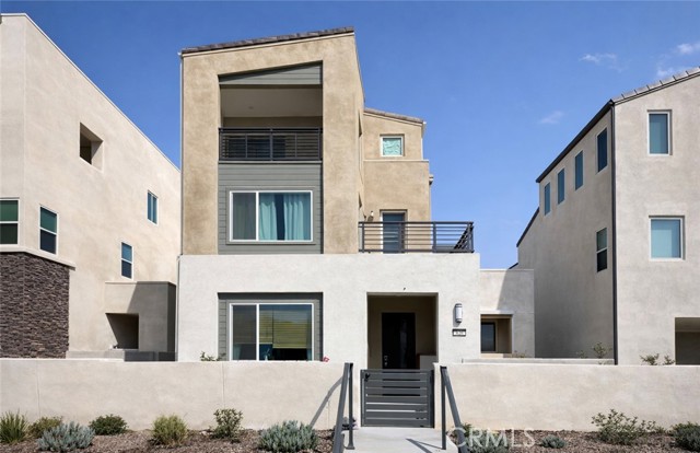 Front Image Thumbnail for CROC26034911