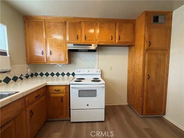 Detail Gallery Image 2 of 11 For 2733 via Paseo #6,  Montebello,  CA 90640 - 2 Beds | 1 Baths
