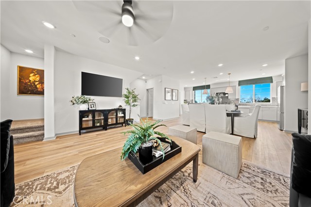 Detail Gallery Image 7 of 30 For 2854 via Descanso, Camarillo,  CA 93012 - 3 Beds | 2/1 Baths
