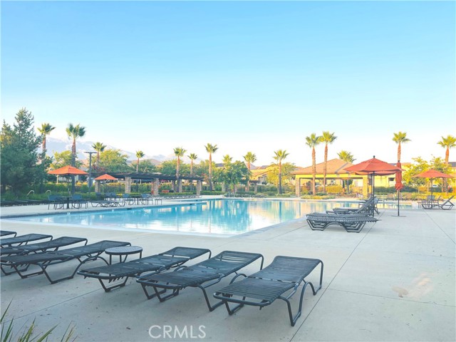Detail Gallery Image 3 of 45 For 1664 Milford Way, Beaumont,  CA 92223 - 4 Beds | 3 Baths