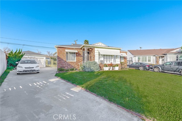Image 2 for 2753 Greenmeadow Rd, Lakewood, CA 90712