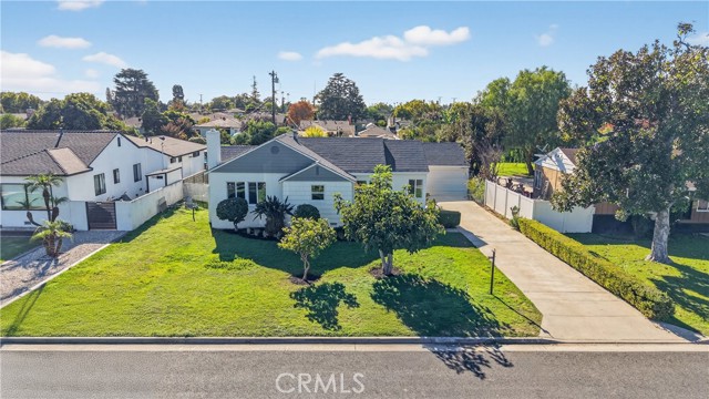 Detail Gallery Image 2 of 49 For 10818 Loch Avon, Whittier,  CA 90606 - 3 Beds | 2 Baths