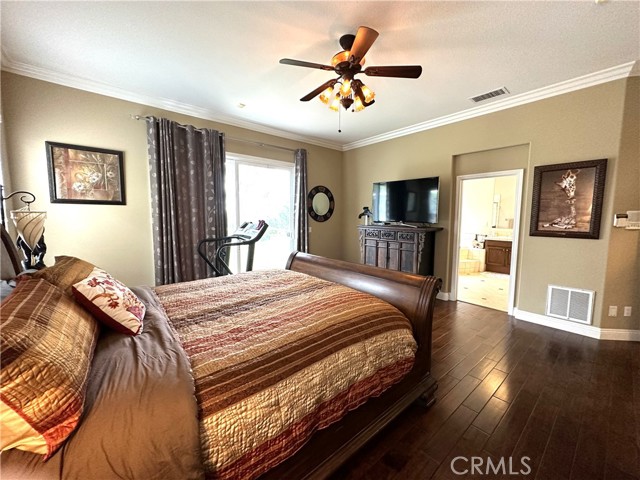 Bedroom 2- Primary