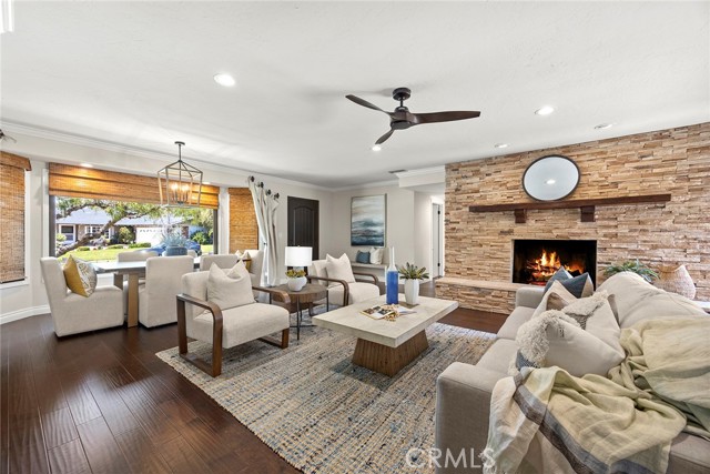 1831 Cockscrow Lane, North Tustin CA: https://media.crmls.org/medias/6afca07e-deb6-4c62-9cde-a9d3ff196674.jpg