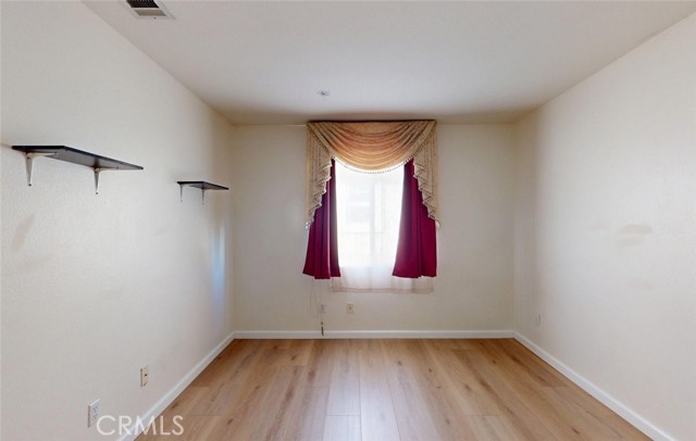 Detail Gallery Image 26 of 40 For 19 Sorbonne, Westminster,  CA 92683 - 5 Beds | 3 Baths