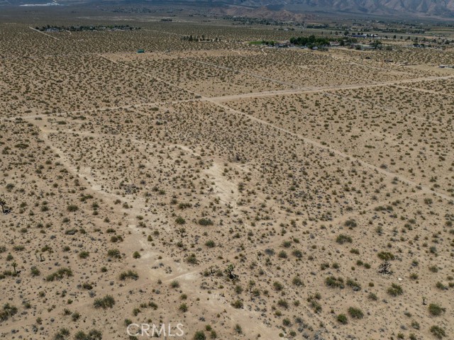 33402 Sunset Road, Lucerne Valley CA: https://media.crmls.org/medias/6afdfd92-d0c8-4987-8d2f-8fd57a8fb57e.jpg