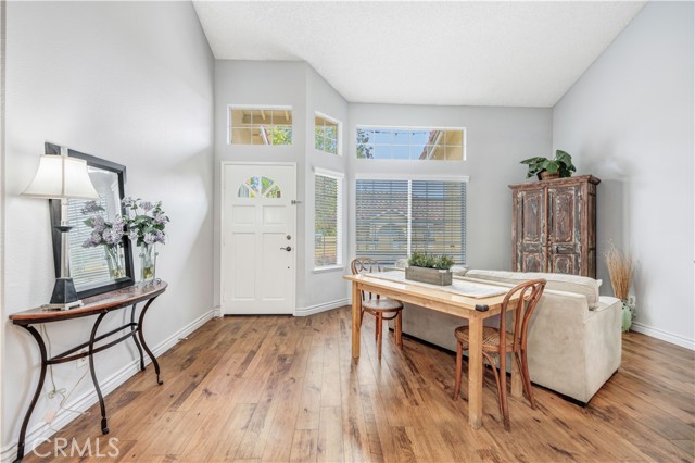 Detail Gallery Image 3 of 25 For 114 Costero Aisle #287,  Irvine,  CA 92614 - 1 Beds | 1 Baths