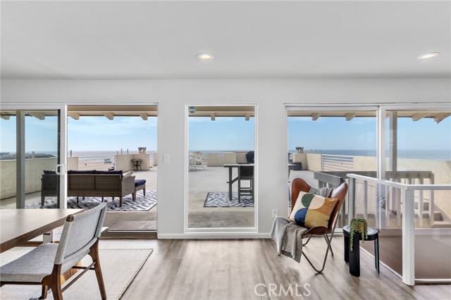 72 The Strand, Hermosa Beach, California 90254, 3 Bedrooms Bedrooms, ,2 BathroomsBathrooms,Residential,Sold,The Strand,SB23109684