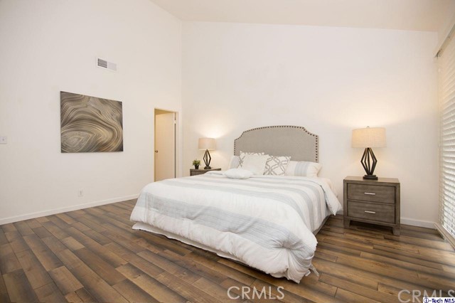 2 Bed Home for Sale in Los Angeles, California