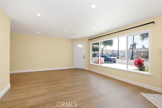 4317 W 166th Street, Lawndale CA: https://media.crmls.org/medias/6b00c534-717f-4b8b-9a6c-311419634c0a.jpg