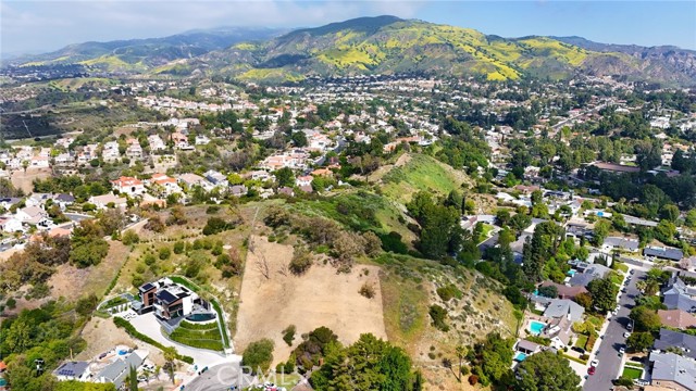 Detail Gallery Image 18 of 21 For 12025 Adrian Pl, Granada Hills,  CA 91344 - – Beds | – Baths