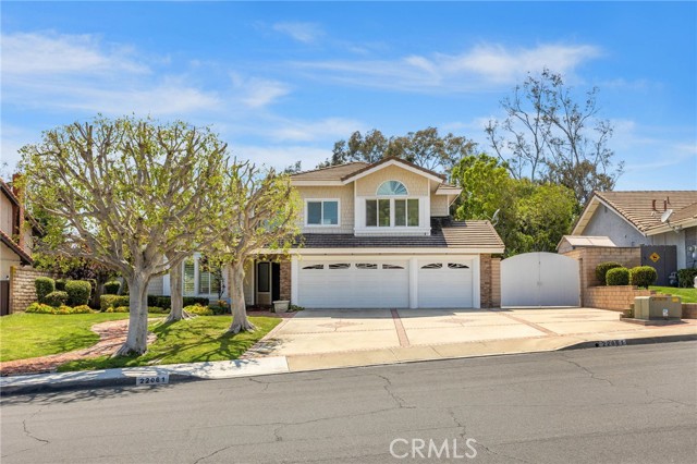 Detail Gallery Image 1 of 1 For 22061 Midcrest Dr, Lake Forest,  CA 92630 - 4 Beds | 2/1 Baths