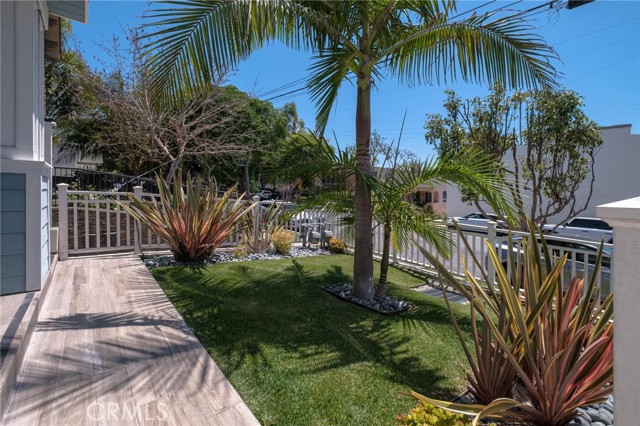 530 Francisca Avenue, Redondo Beach, California 90277, 4 Bedrooms Bedrooms, ,4 BathroomsBathrooms,Residential,For Sale,Francisca,SB25033135