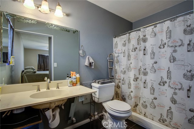 7103 Hanford Avenue, Yucca Valley CA: https://media.crmls.org/medias/6b01aeef-4c59-4f87-8e7b-3f528fae8a08.jpg