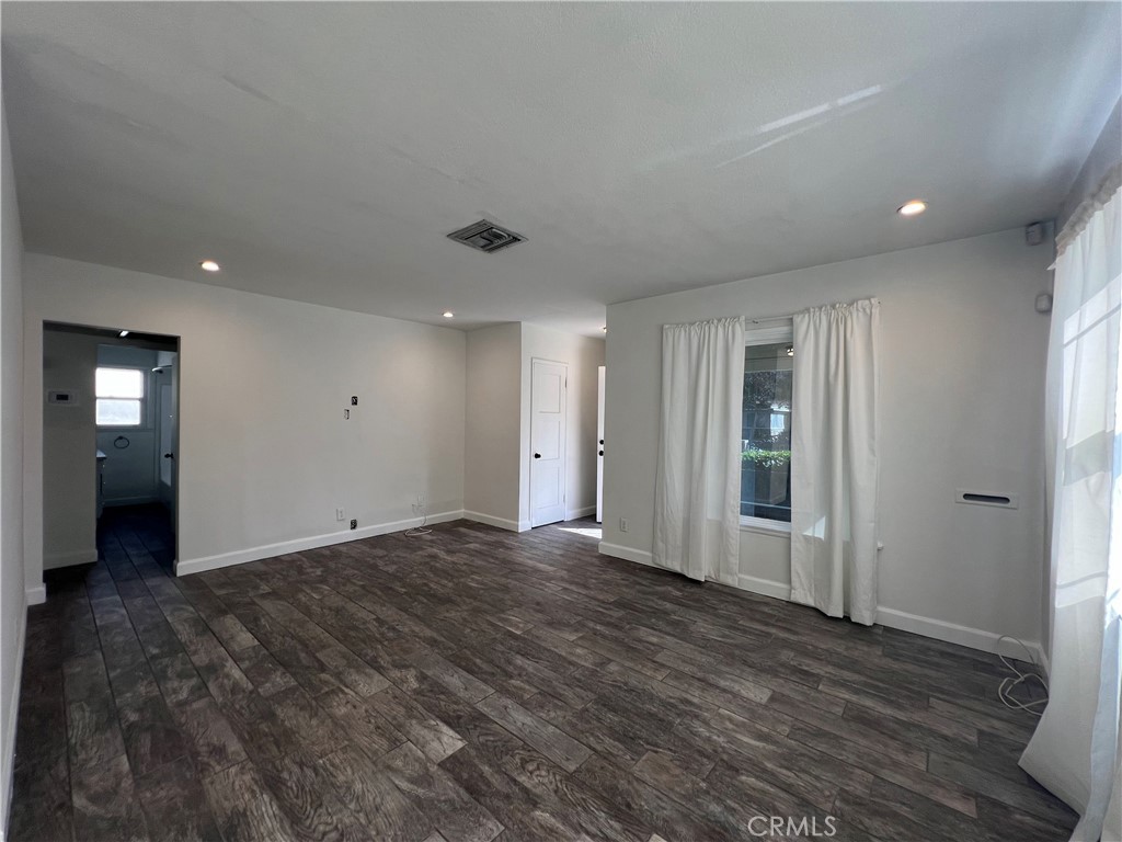 MLS #IV25222711 image #7