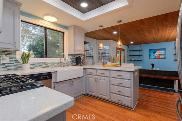 1022 Sir William Court, Chico CA: https://media.crmls.org/medias/6b03847d-dde5-4c62-8e99-0692e5e2e241.jpg