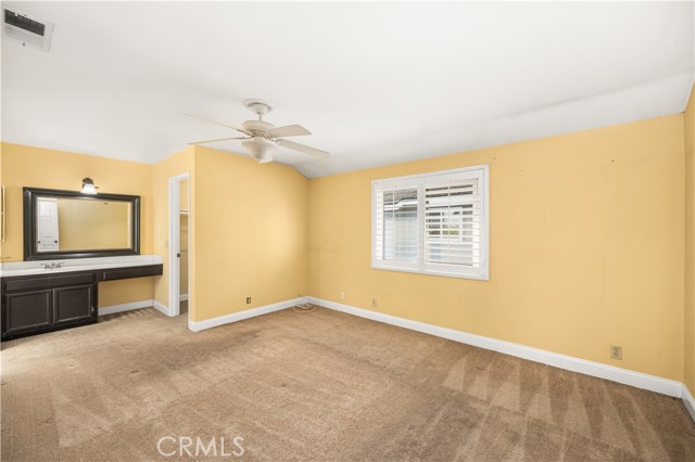 Detail Gallery Image 30 of 41 For 1062 Walnut St #C,  Tustin,  CA 92780 - 2 Beds | 2/1 Baths