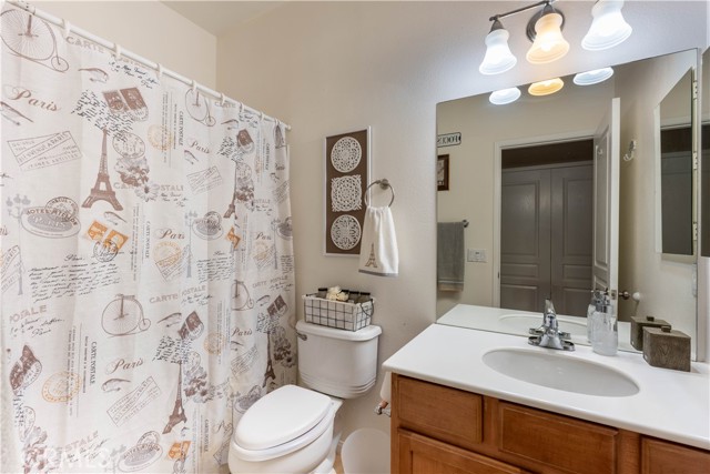 Detail Gallery Image 19 of 37 For 16796 Desert Lily St, Victorville,  CA 92394 - 3 Beds | 2 Baths