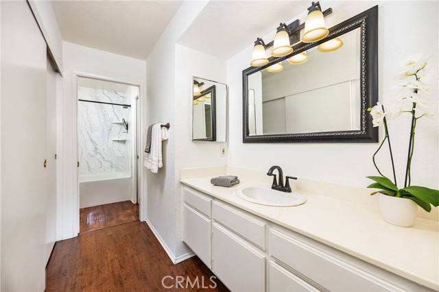 25644 Mont Pointe, Lake Forest CA: https://media.crmls.org/medias/6b052f54-c69b-4f60-9ee9-3b3c135c7d4e.jpg
