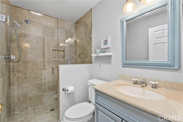 Detail Gallery Image 19 of 27 For 24196 Twig, Lake Forest,  CA 92630 - 4 Beds | 3 Baths