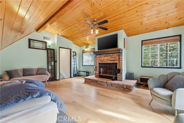 Detail Gallery Image 22 of 46 For 26355 Walnut Hills Dr Aka 276 Augusta Court, Lake Arrowhead,  CA 92352 - 3 Beds | 2/1 Baths