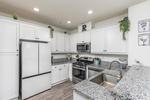 Detail Gallery Image 8 of 25 For 41976 Isadora #902,  Murrieta,  CA 92562 - 2 Beds | 2 Baths