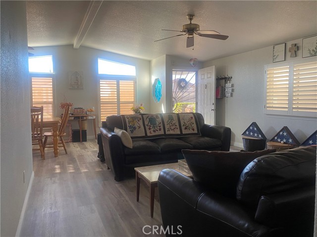 Detail Gallery Image 6 of 27 For 1250 N Kirby St #132,  Hemet,  CA 92545 - 2 Beds | 2 Baths