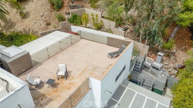 22619 Holanda Road, Woodland Hills CA: https://media.crmls.org/medias/6b07641e-c673-4fe2-9890-2cd8f665340f.jpg