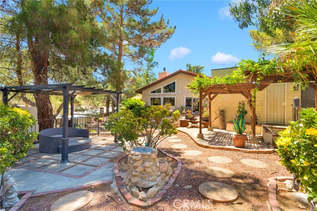 6375 Arrowhead Lake Road, Hesperia CA: https://media.crmls.org/medias/6b0777d2-1641-4eb3-a404-5a197e446df7.jpg