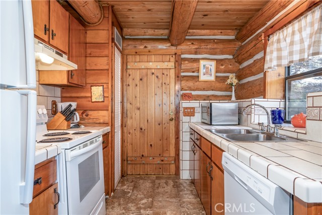 Detail Gallery Image 16 of 42 For 7426 Henness Ridge Rd, Yosemite,  CA 95389 - 3 Beds | 2 Baths
