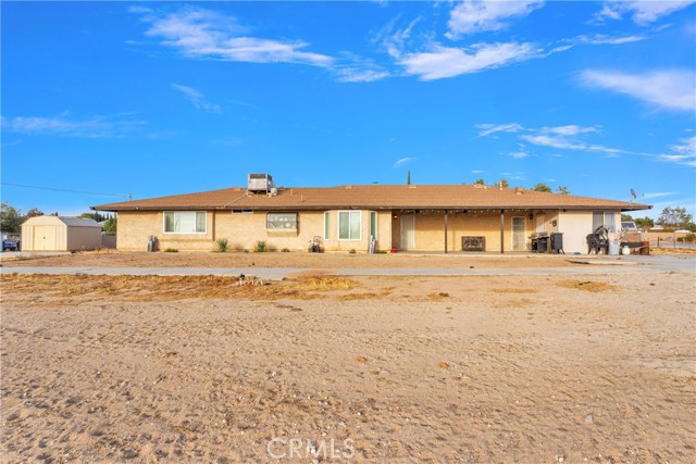 Detail Gallery Image 29 of 36 For 15358 Apple Valley Rd, Apple Valley,  CA 92307 - 3 Beds | 2/1 Baths