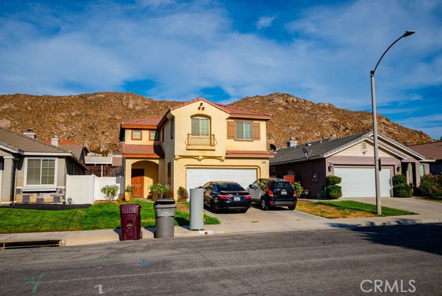 Detail Gallery Image 2 of 29 For 16988 Tack Ln, Moreno Valley,  CA 92555 - 4 Beds | 2/1 Baths