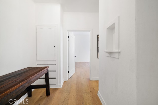 Detail Gallery Image 15 of 39 For 211 S Berendo St #3,  Los Angeles,  CA 90004 - 1 Beds | 1 Baths